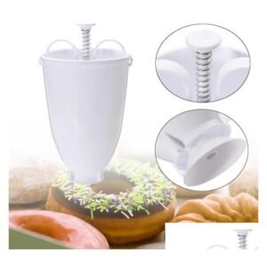 Ulundu Wade and Donut maker